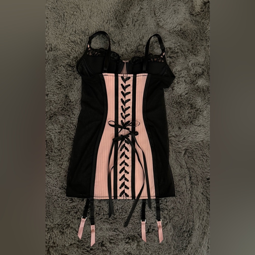 Shirley of Hollywood Pinstripe Corset Dress Size 34 Black & Pink Lingerie Set - Picture 12 of 16
